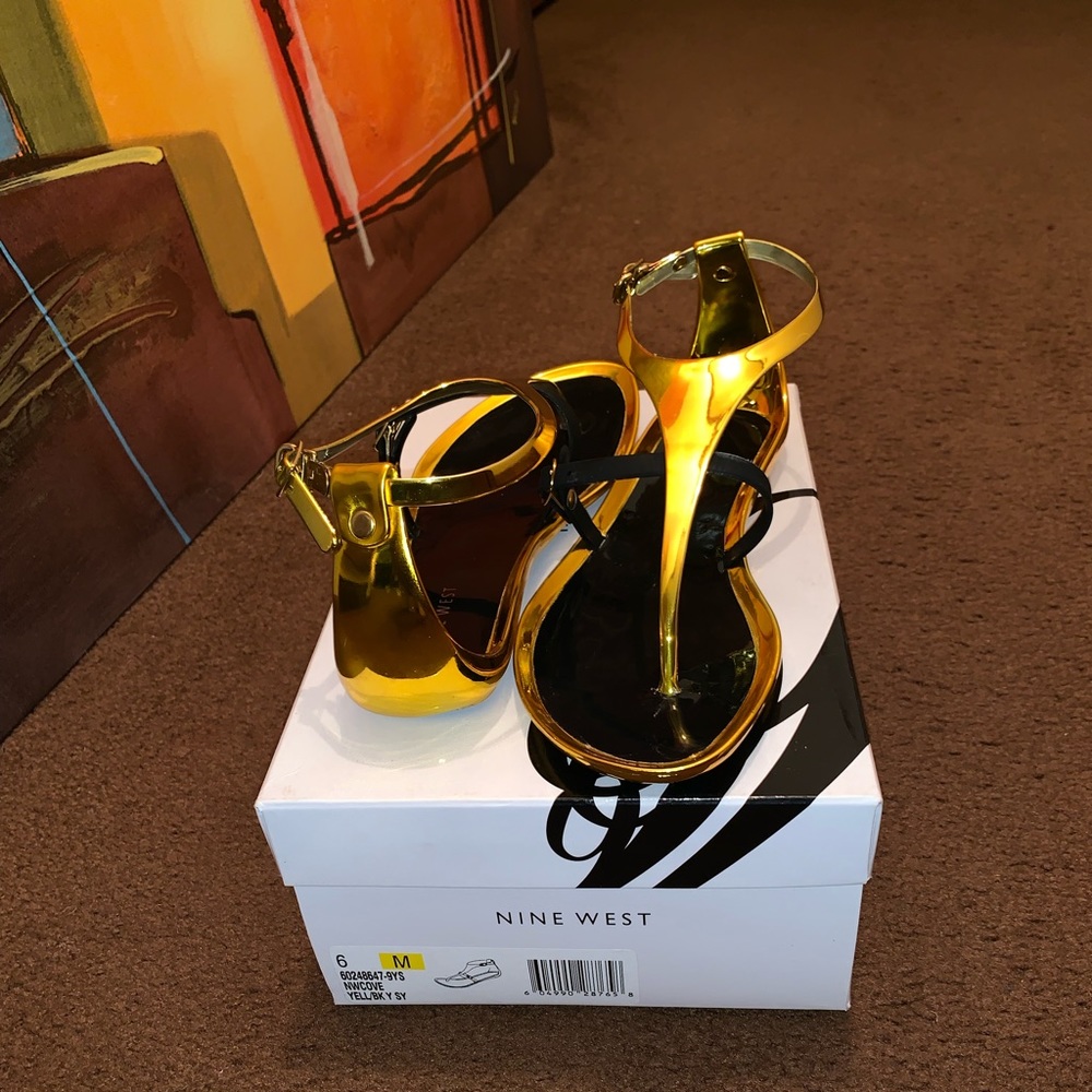 Yellow/Gold Color & Black